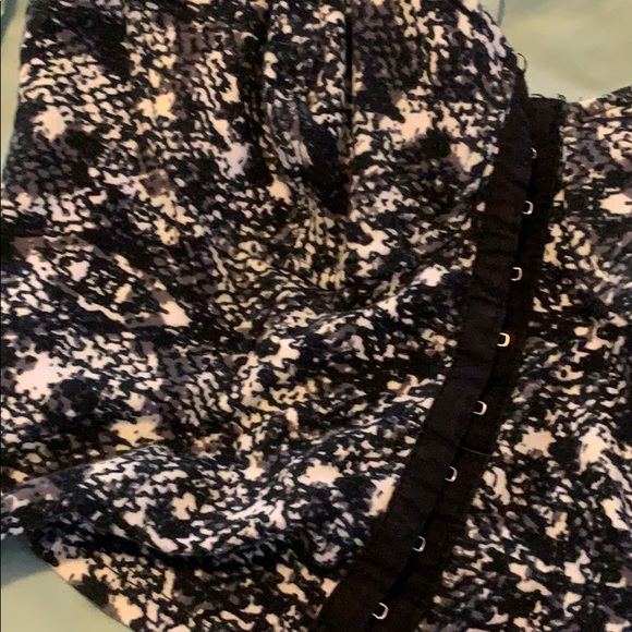 Crop top - Picture 2 of 3